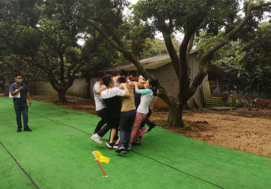 “挑戰(zhàn)自我，凝聚力量，熔煉一流團(tuán)隊(duì)” 廣東優(yōu)科檢測戶外拓展活動(dòng)