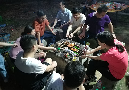 “挑戰(zhàn)自我，凝聚力量，熔煉一流團(tuán)隊(duì)” 廣東優(yōu)科檢測戶外拓展活動(dòng)