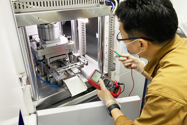 電子廠防靜電產(chǎn)品測(cè)試第三方檢測(cè)機(jī)構(gòu).jpg